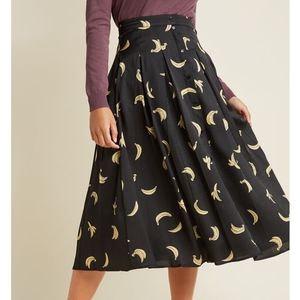 Modcloth Midi Banana Skirt w/suspenders 🍌